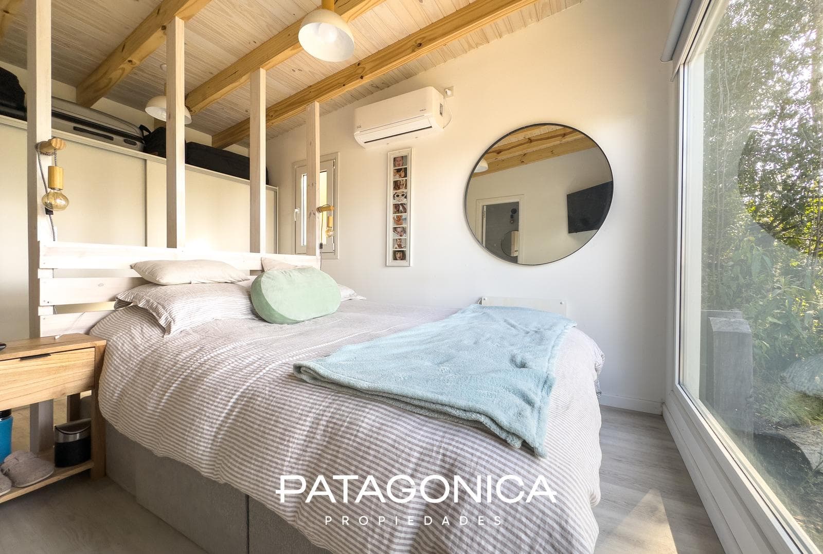 Modern 85 m² house with a view of Lake V. Correntoso.