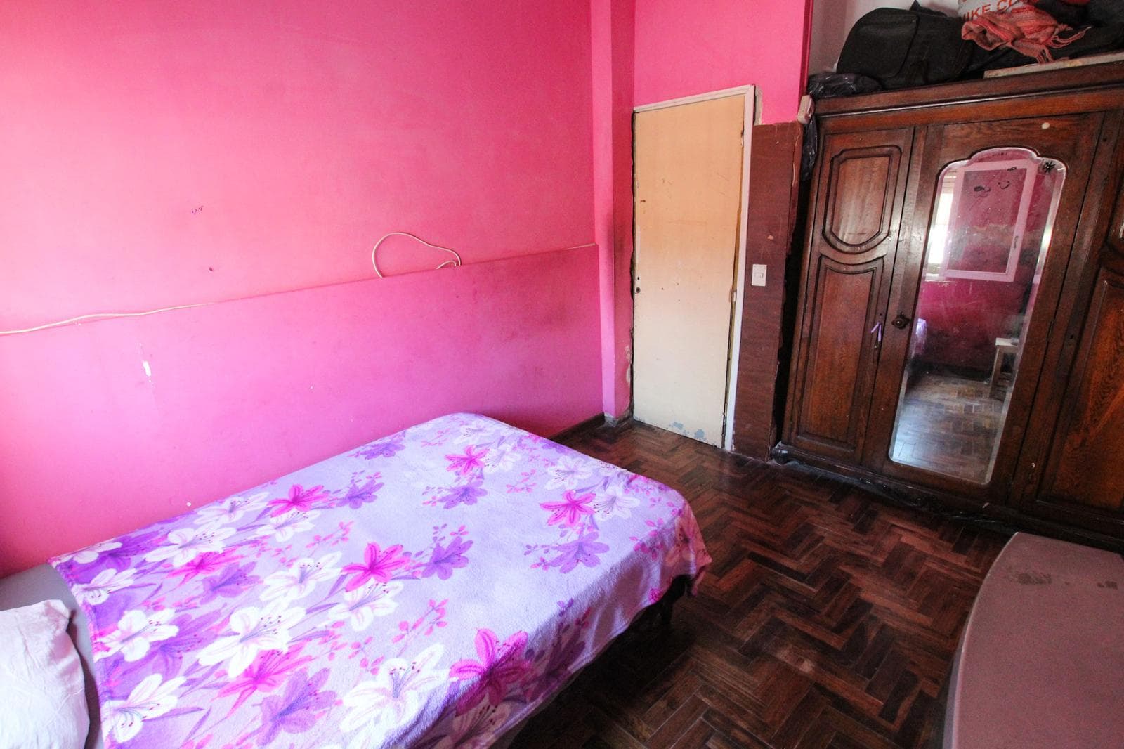 House for Renovation for Sale, 350 m² Lot, Villa Ballester