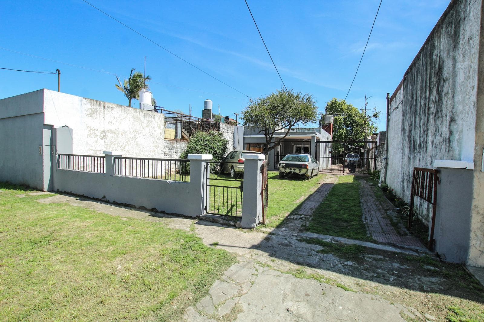 House for Renovation for Sale, 350 m² Lot, Villa Ballester