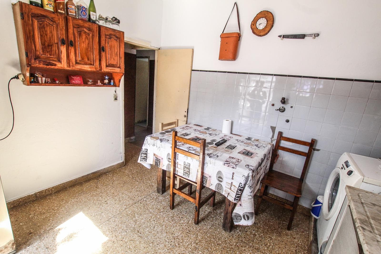 House for Renovation for Sale, 350 m² Lot, Villa Ballester