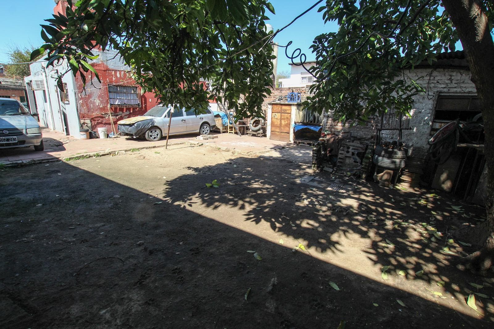 House for Renovation for Sale, 350 m² Lot, Villa Ballester