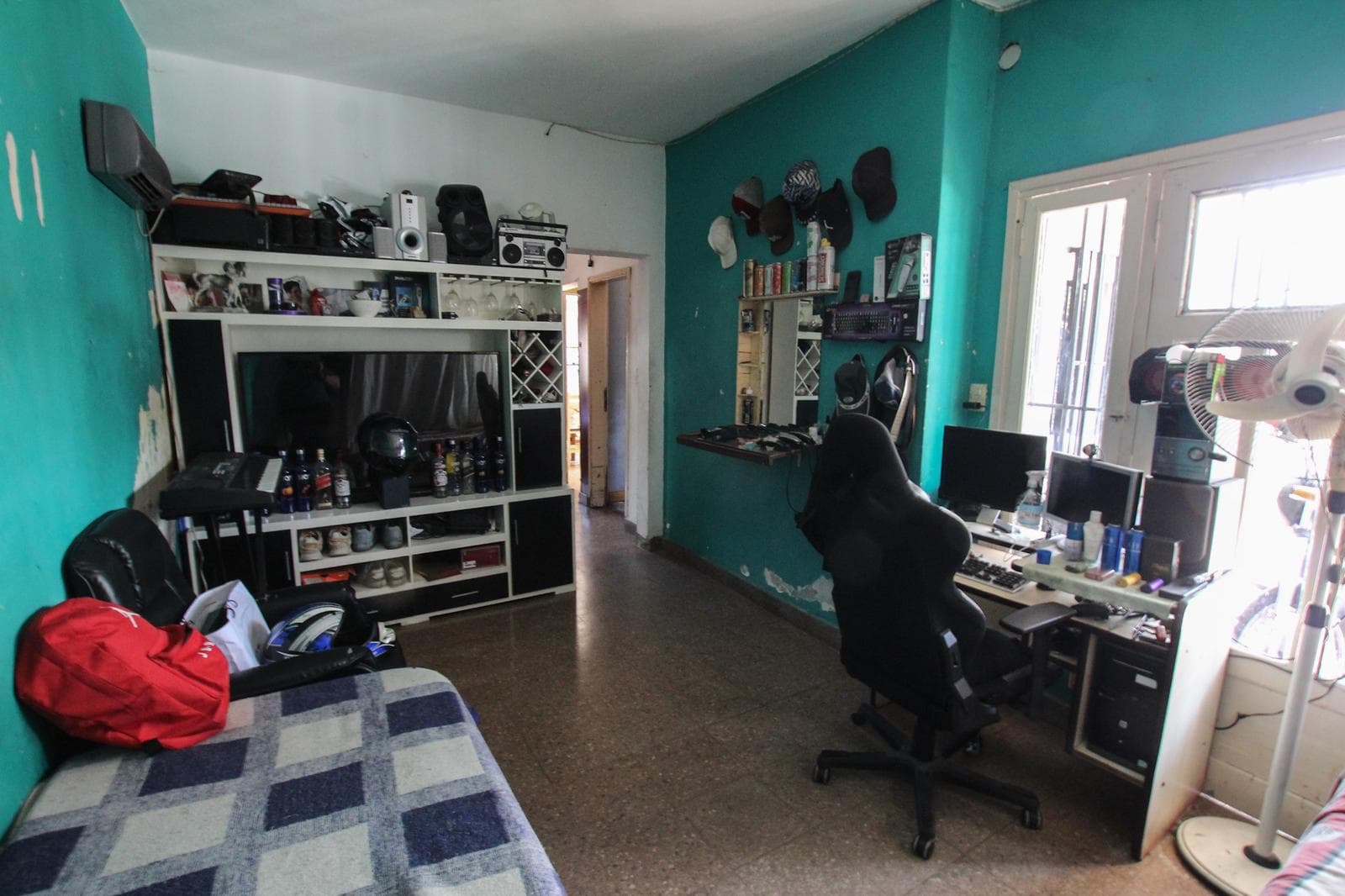 House for Renovation for Sale, 350 m² Lot, Villa Ballester