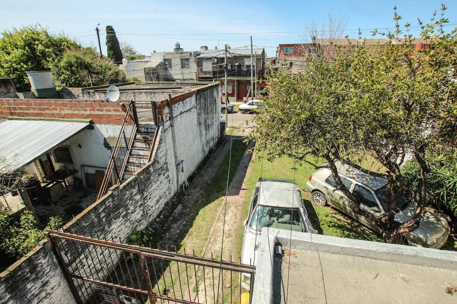 House for Renovation for Sale, 350 m² Lot, Villa Ballester