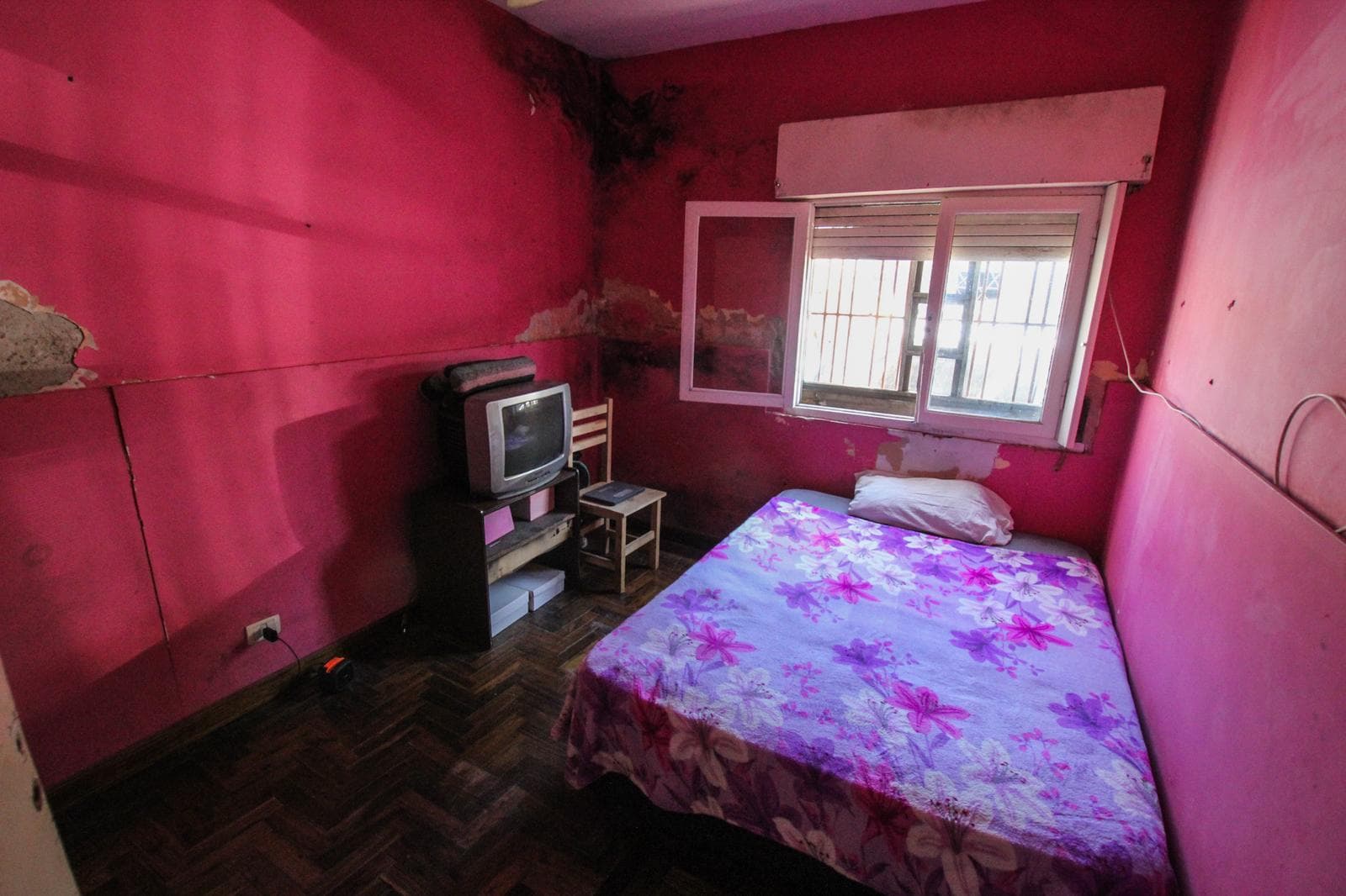 House for Renovation for Sale, 350 m² Lot, Villa Ballester