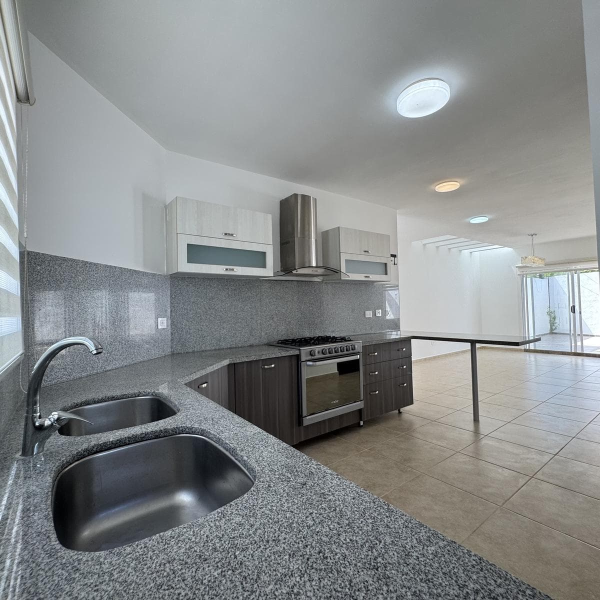 3-BEDROOM HOUSE FOR SALE IN PLAYA DEL CARMEN