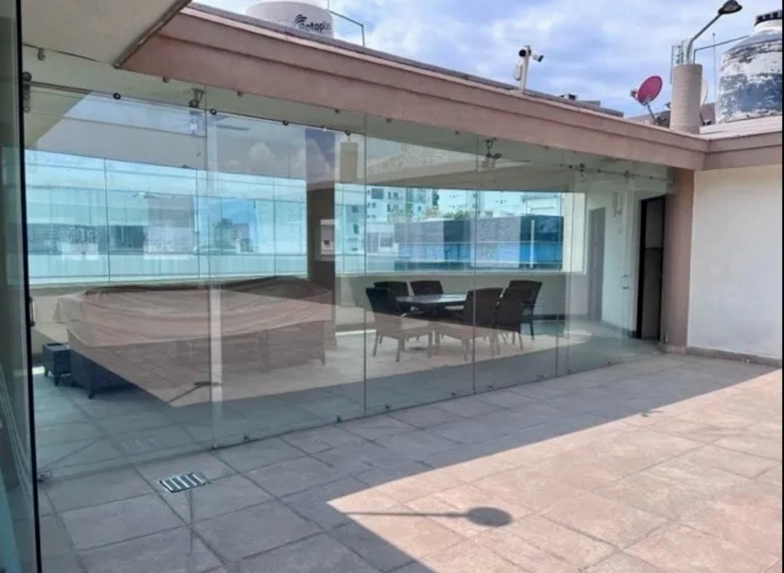 OFFICE FOR RENT IN COLONIA LOMAS DE SAN FRANCISCO
