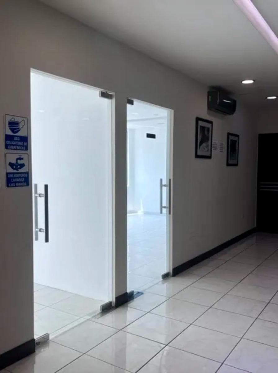 OFFICE FOR RENT IN COLONIA LOMAS DE SAN FRANCISCO