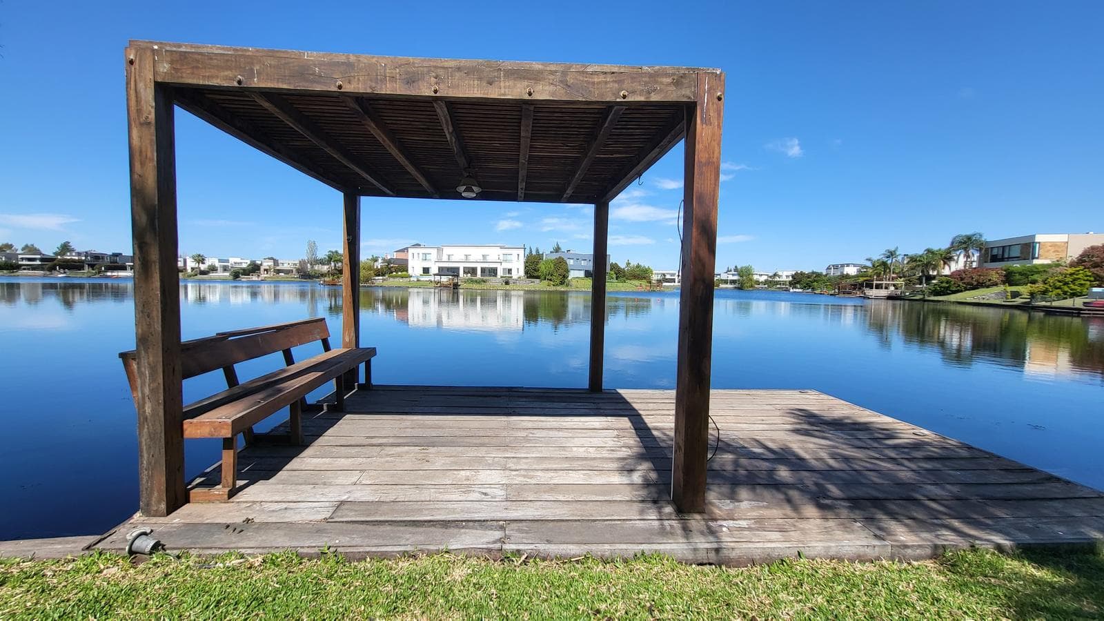 House for Sale Near the Lagoon in Los Alisos - Nordelta - Will Consider a Trade
