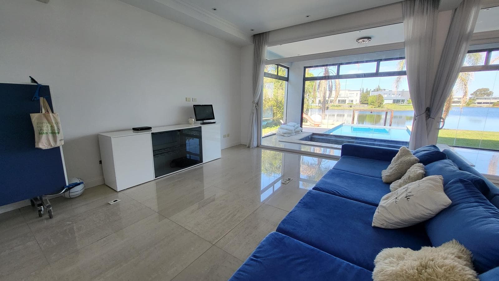 House for Sale Near the Lagoon in Los Alisos - Nordelta - Will Consider a Trade