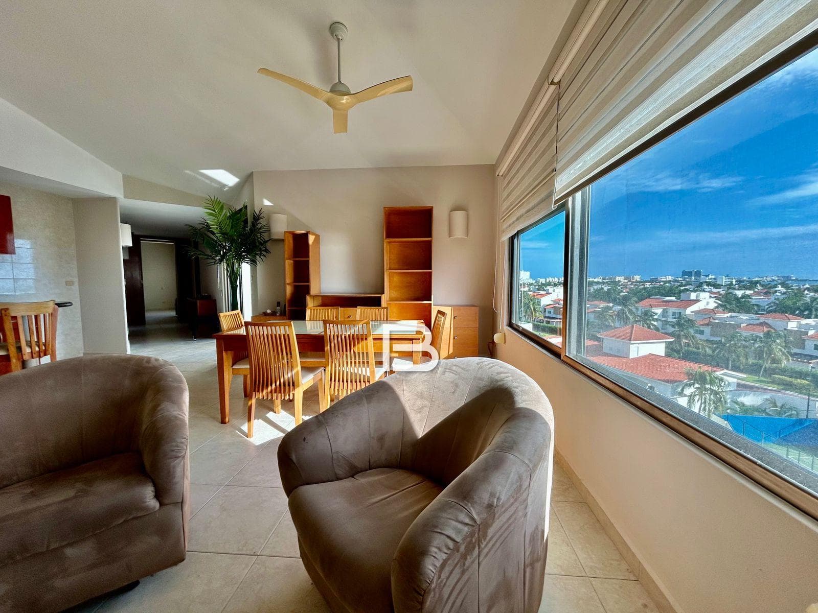 Isla Dorada: Furnished Apartment for Rent