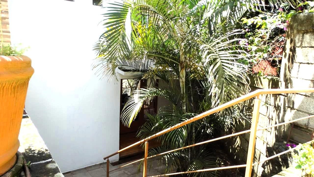 Detached house for sale in Loma Bonita, in the town of Ahuatepec, on a cul-de-sac with an electric gate.
