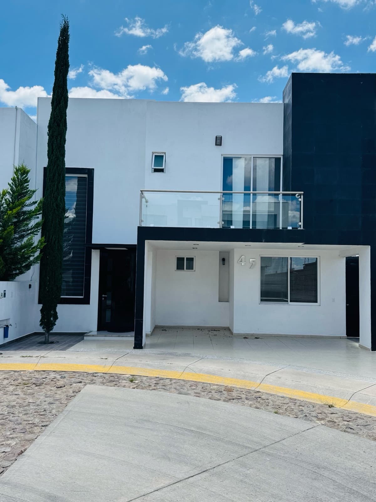 House - Rancho Santa Mónica Subdivision