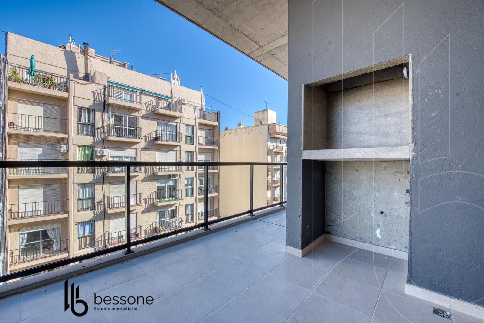 Apartment - Guemes
