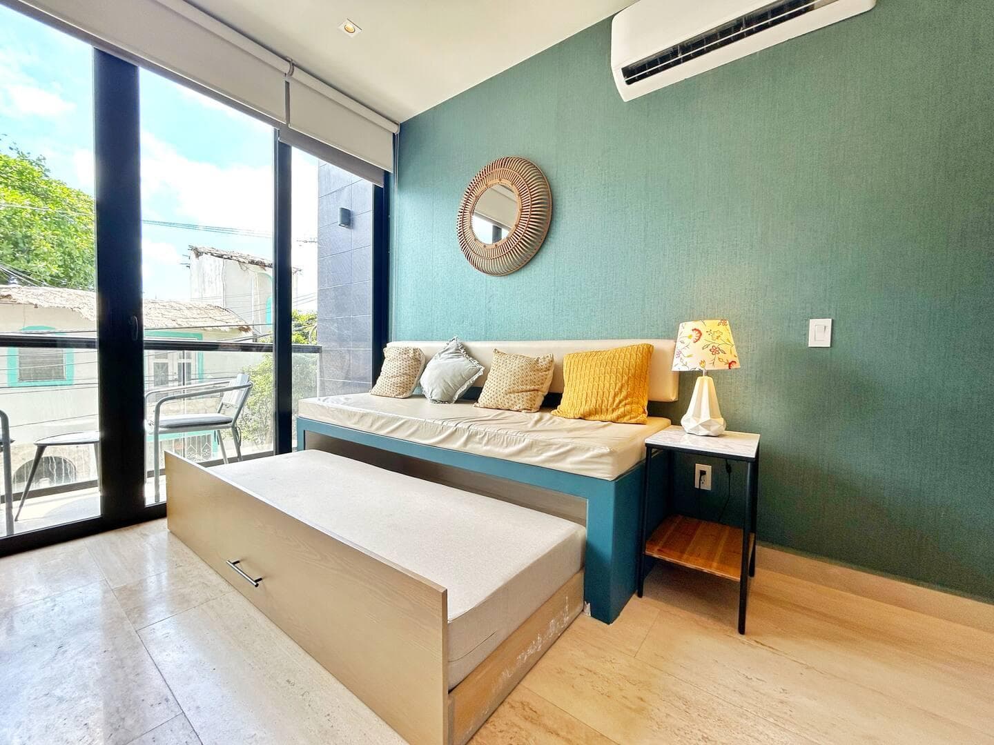 Apartment for sale just steps from 5th Avenue