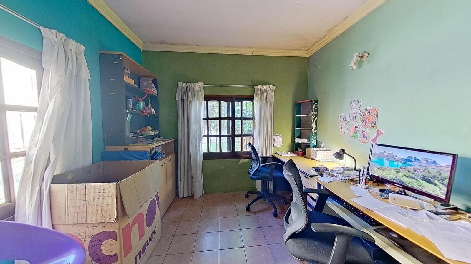 FOR SALE: House with a large yard and barbecue area in Quilmes Oeste