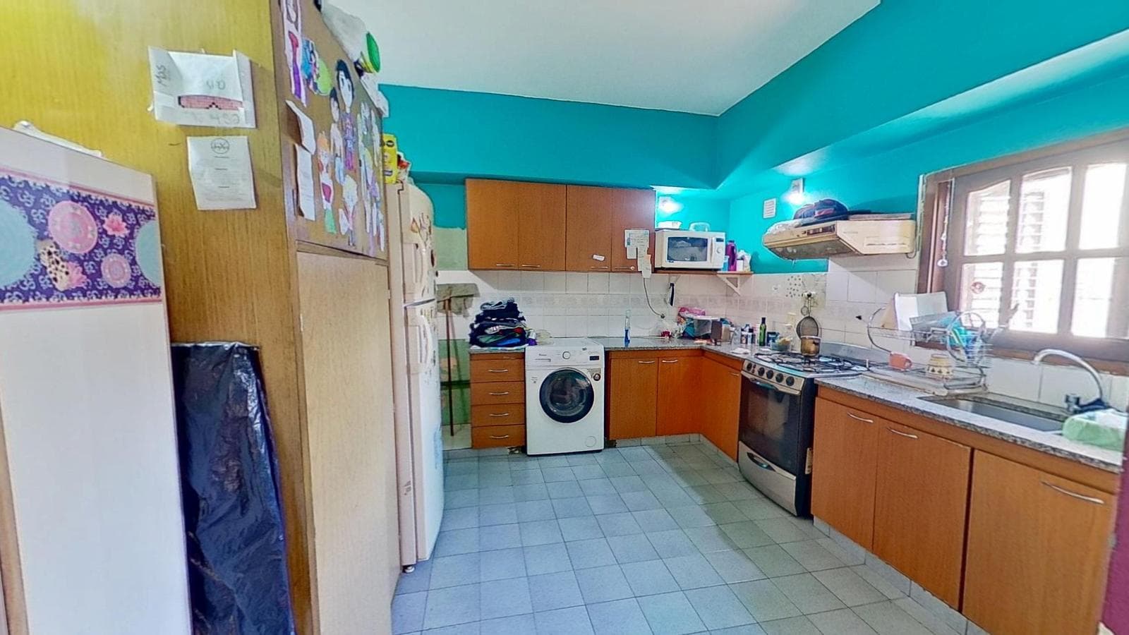 FOR SALE: House with a large yard and barbecue area in Quilmes Oeste