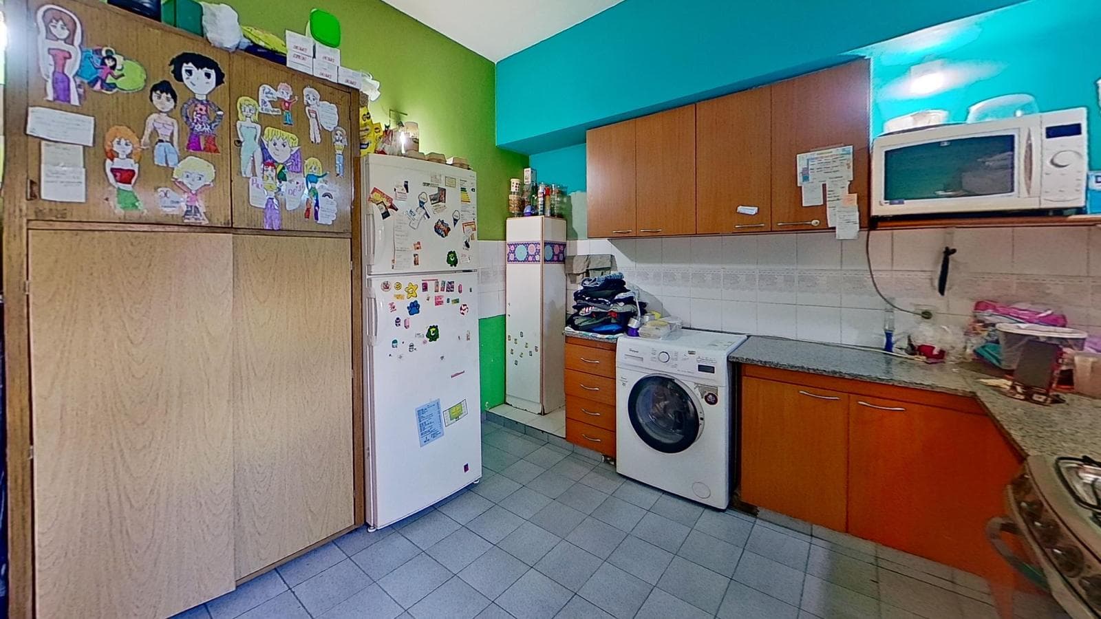 FOR SALE: House with a large yard and barbecue area in Quilmes Oeste