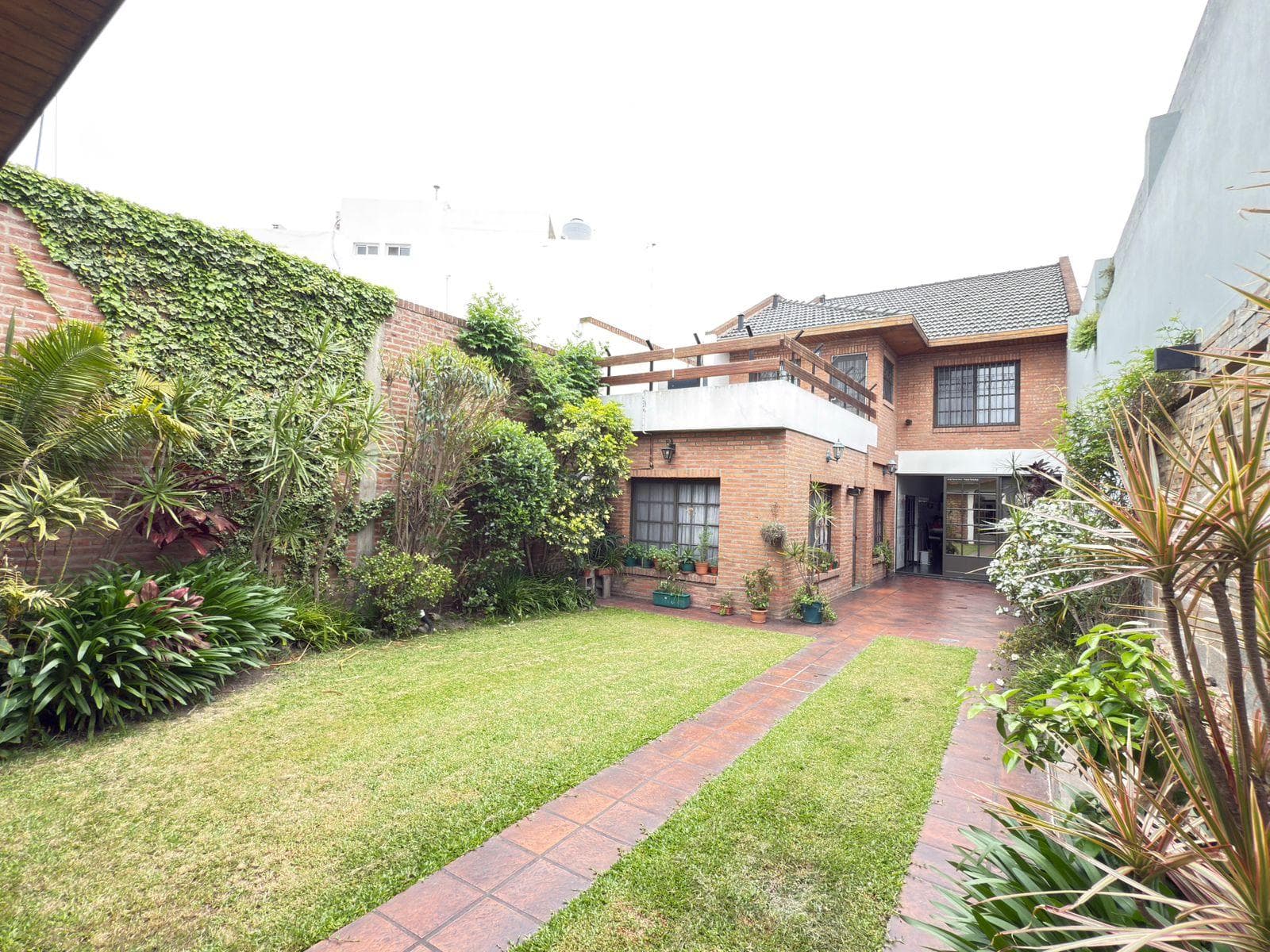 House for sale with financing available, Lanús West, Greater Buenos Aires, South Zone.