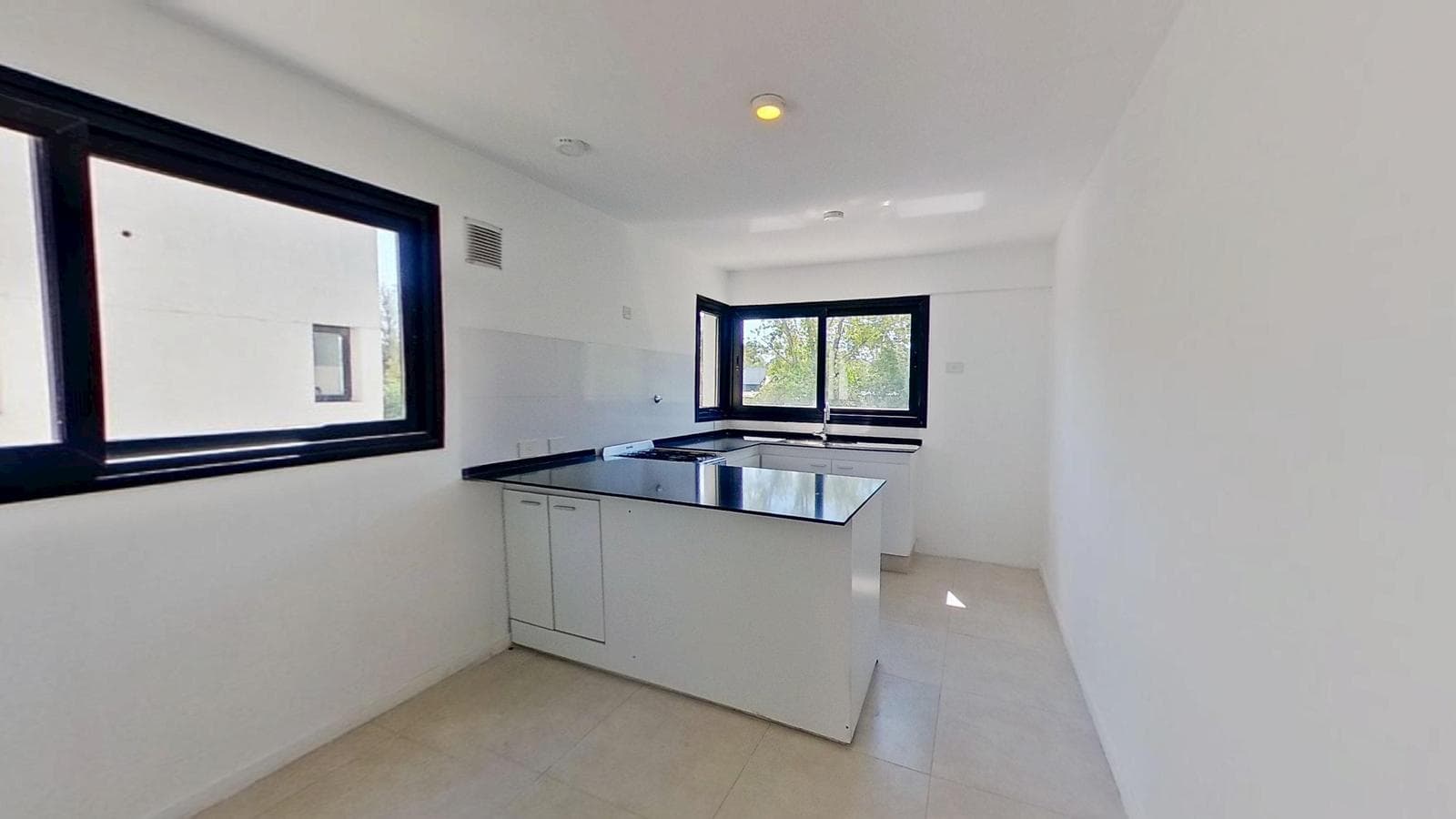 4-Bedroom Duplex for Sale with Private Terrace and 2 Parking Spaces – Vivo Tortuguitas