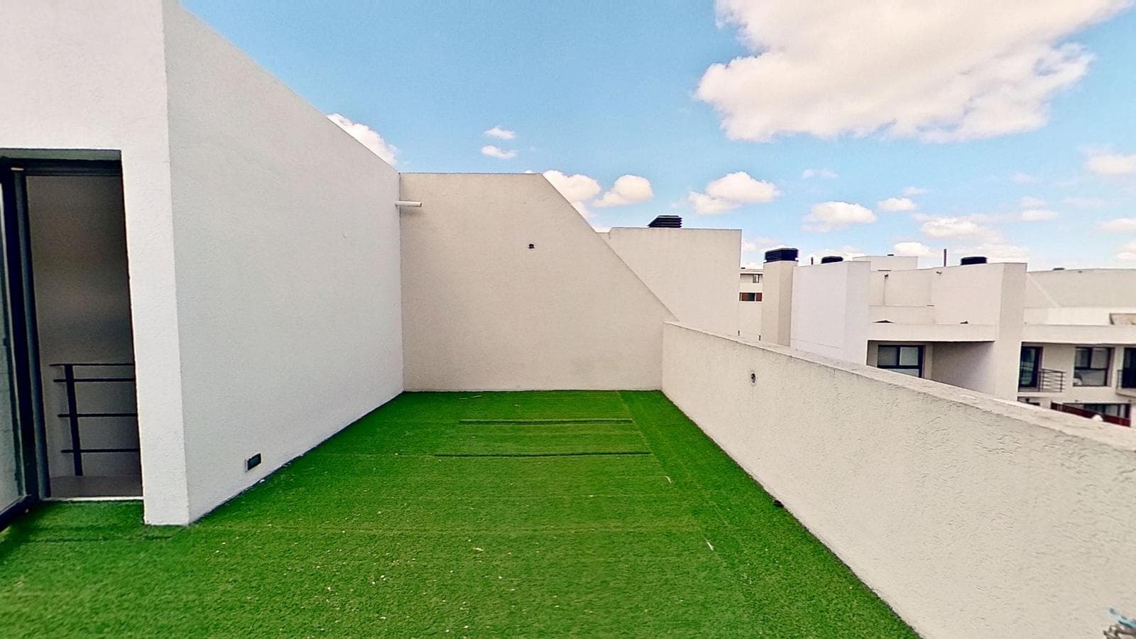 4-Bedroom Duplex for Sale with Private Terrace and 2 Parking Spaces – Vivo Tortuguitas
