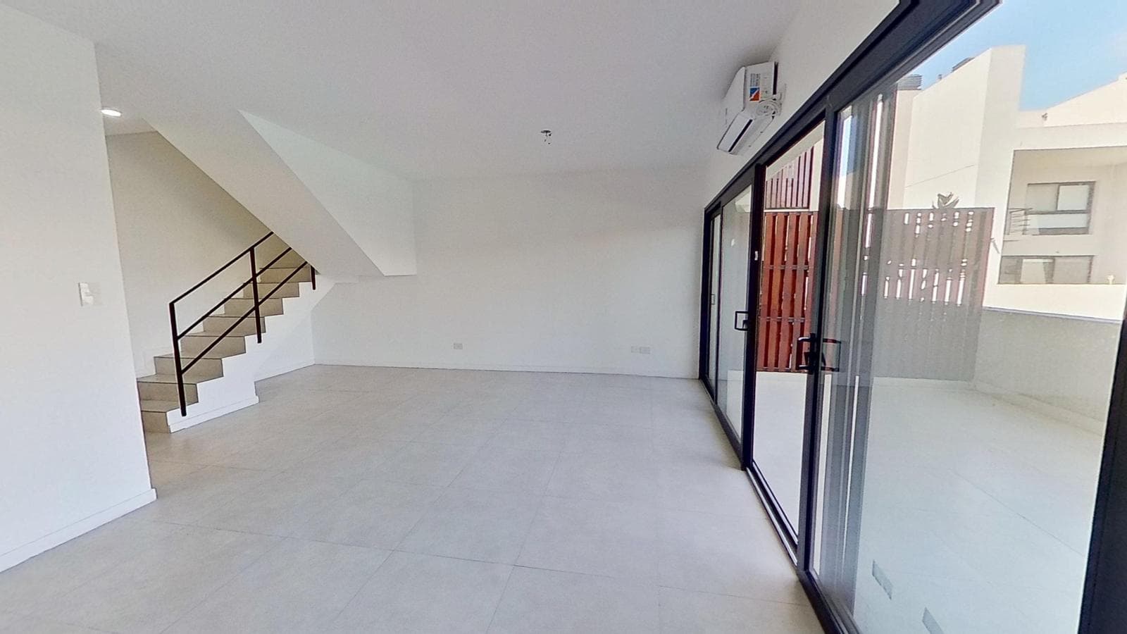 4-Bedroom Duplex for Sale with Private Terrace and 2 Parking Spaces – Vivo Tortuguitas