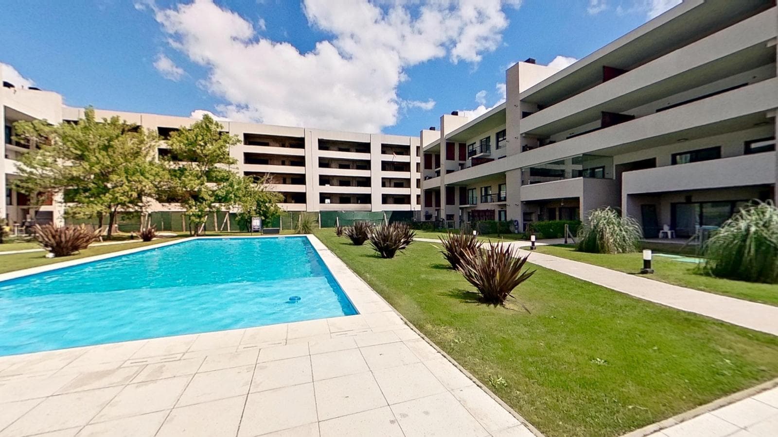 4-Bedroom Duplex for Sale with Private Terrace and 2 Parking Spaces – Vivo Tortuguitas