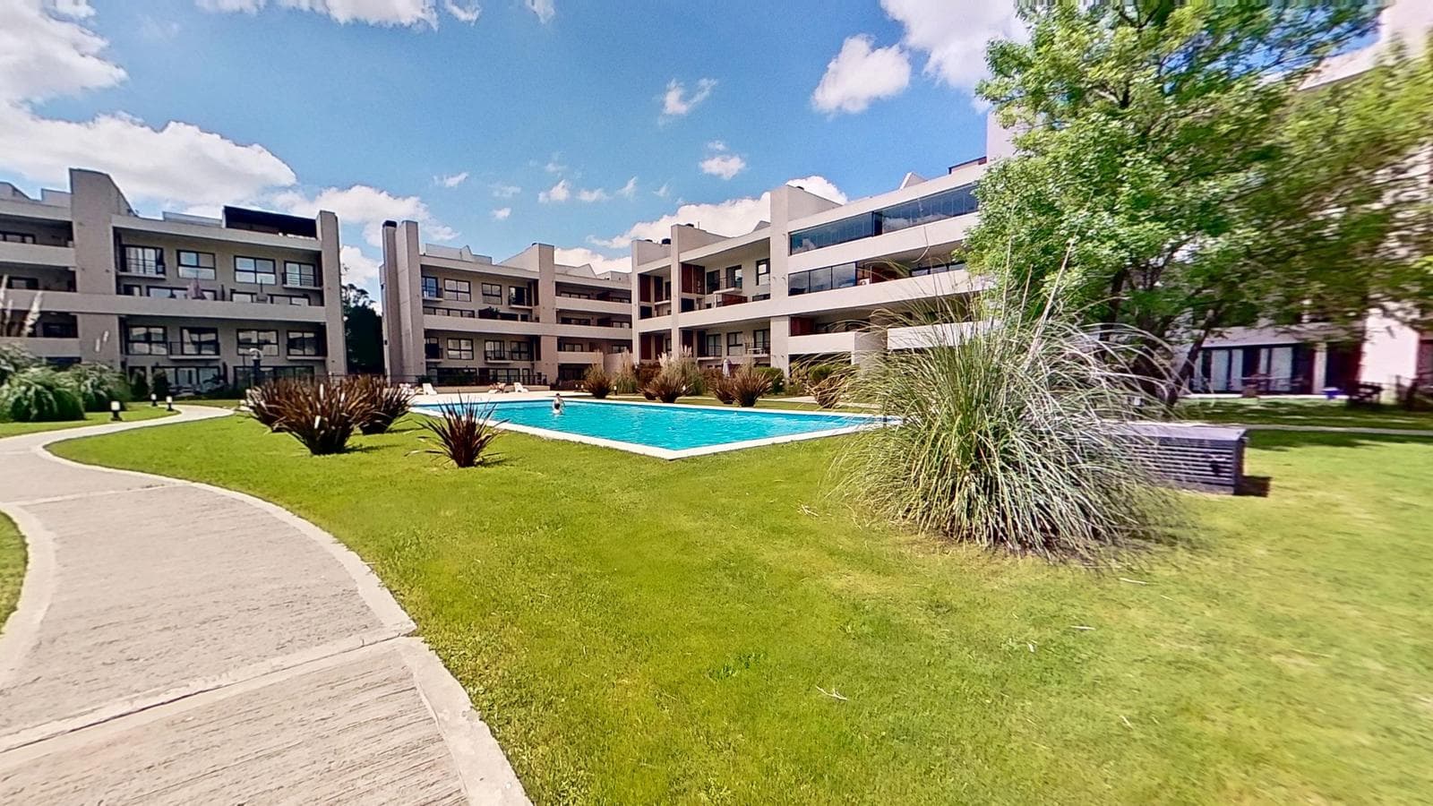 4-Bedroom Duplex for Sale with Private Terrace and 2 Parking Spaces – Vivo Tortuguitas