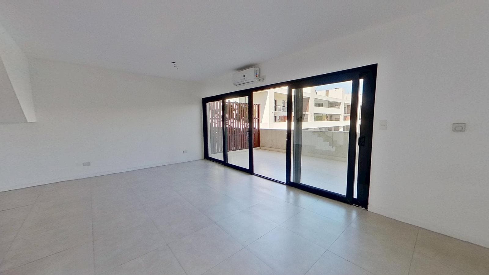 4-Bedroom Duplex for Sale with Private Terrace and 2 Parking Spaces – Vivo Tortuguitas