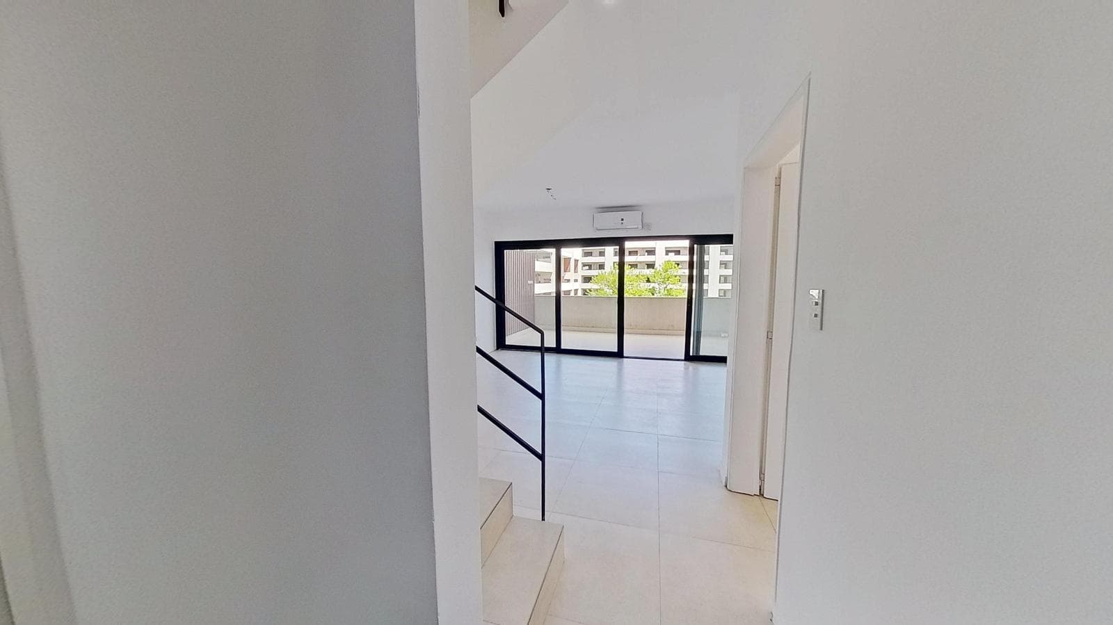 4-Bedroom Duplex for Sale with Private Terrace and 2 Parking Spaces – Vivo Tortuguitas