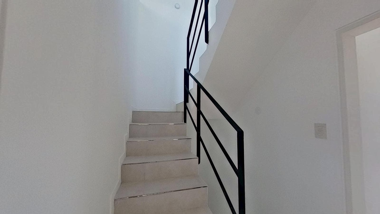 4-Bedroom Duplex for Sale with Private Terrace and 2 Parking Spaces – Vivo Tortuguitas