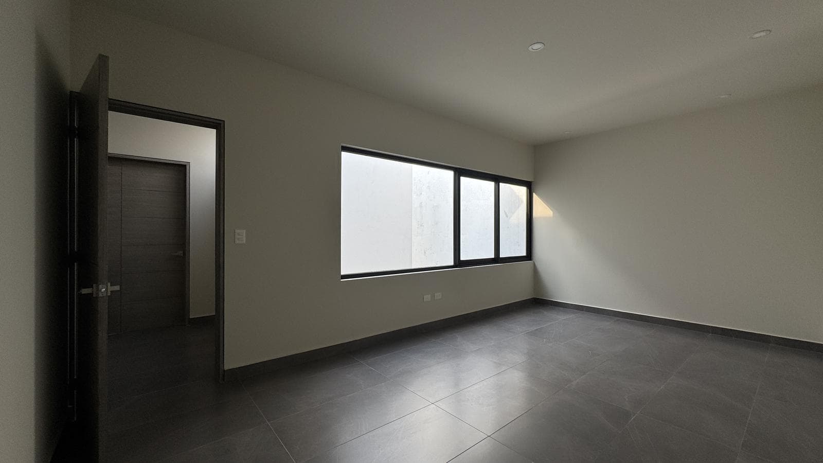 HOUSE FOR SALE IN SANTIAGO