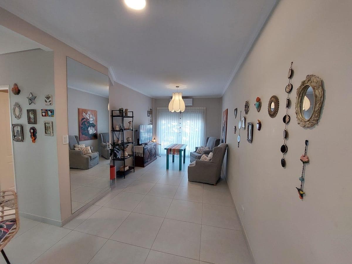 SHORT-TERM RENTAL: 3-Bedroom Apartment - La Lucila