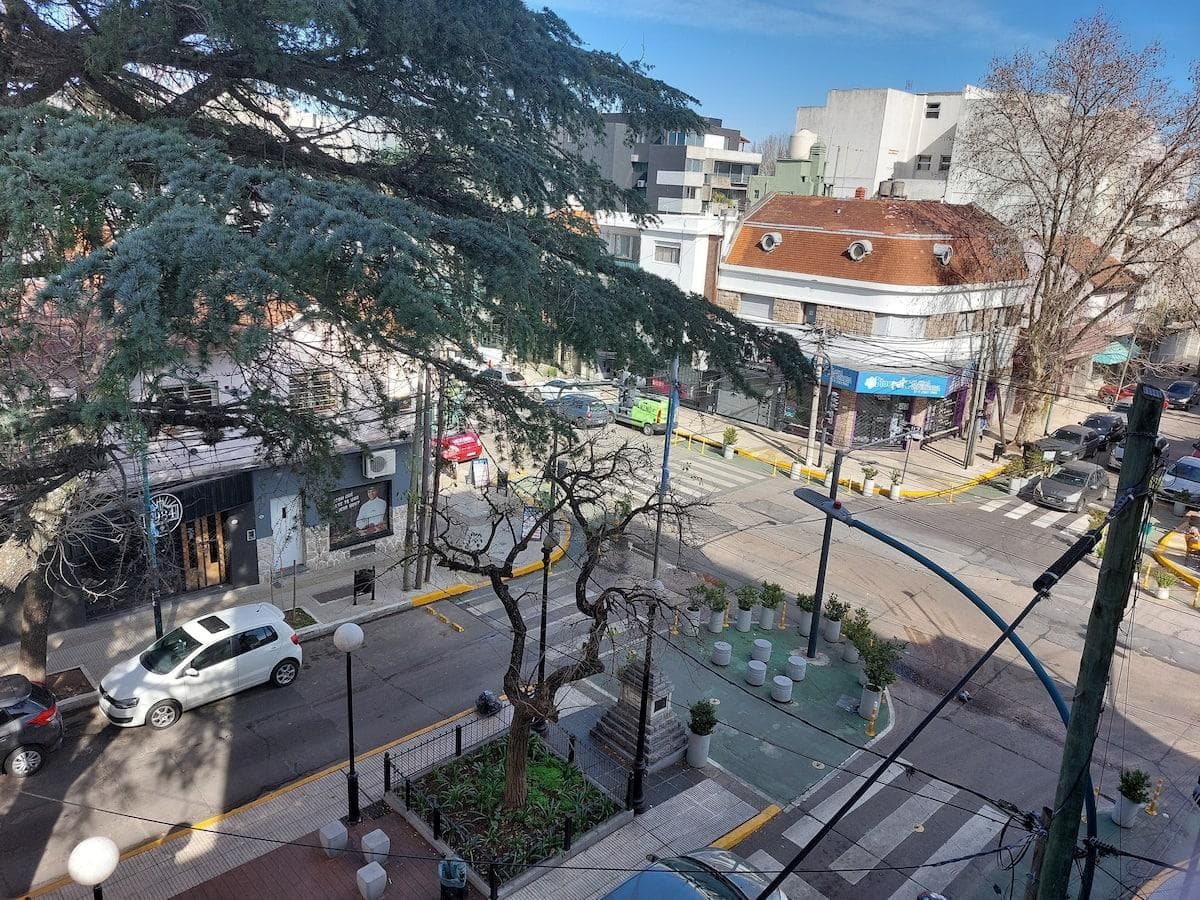 SHORT-TERM RENTAL: 3-Bedroom Apartment - La Lucila