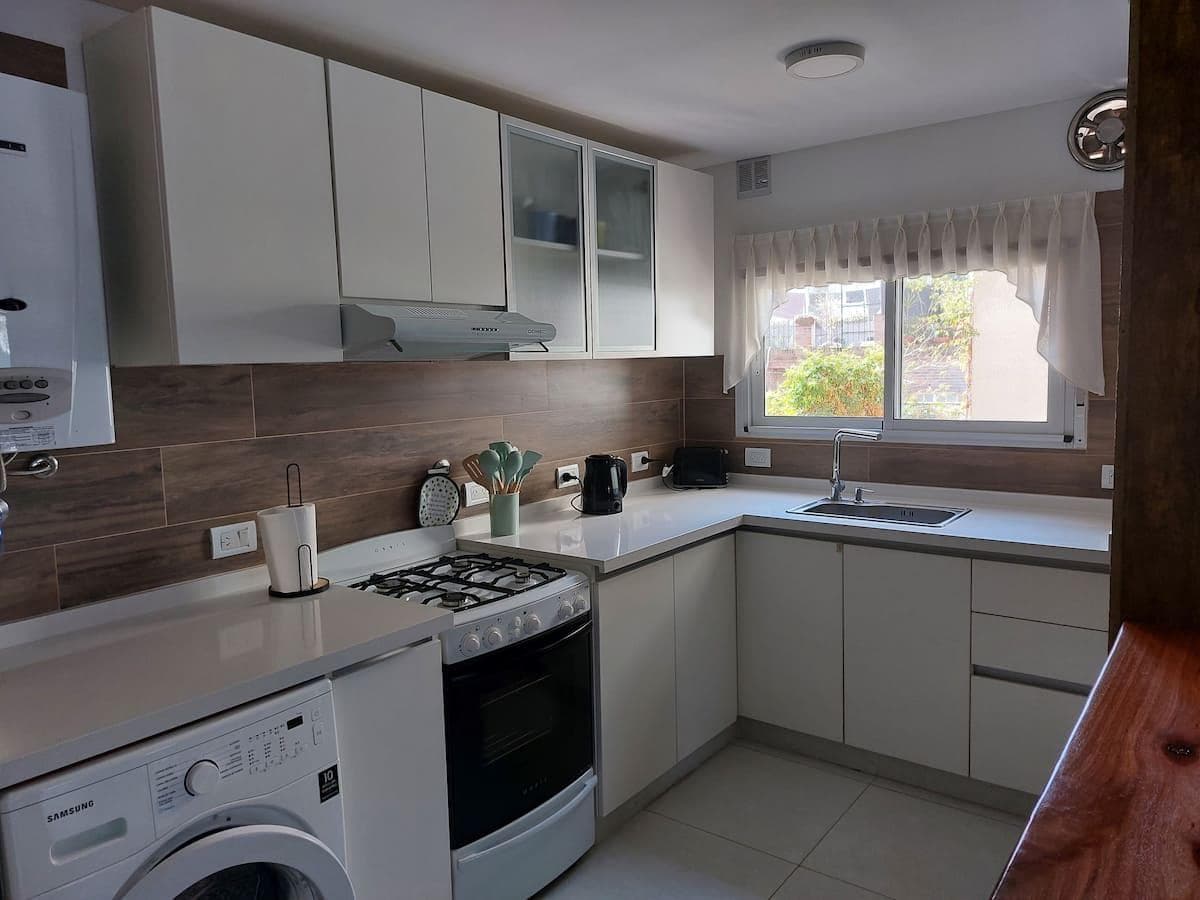SHORT-TERM RENTAL: 3-Bedroom Apartment - La Lucila