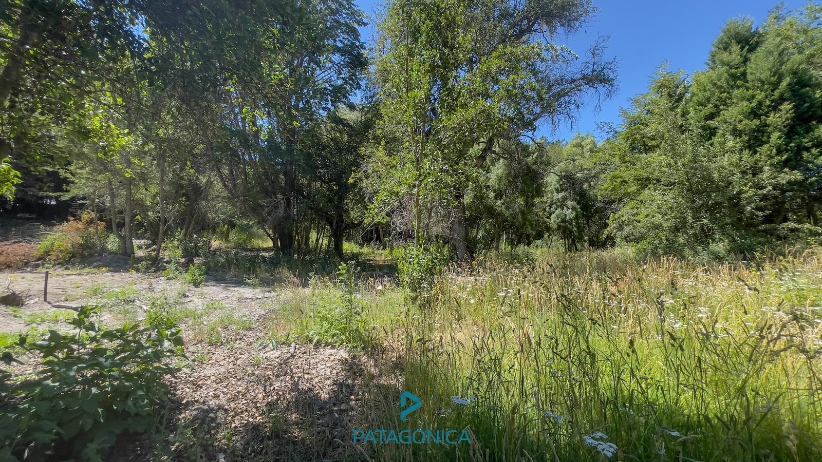 FOR SALE - 742 m² UF6 lot in Lomas del Correntoso, Villa La Angostura