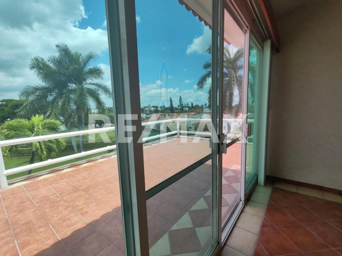 House for Sale in Morelos, Lomas de Cocoyoc