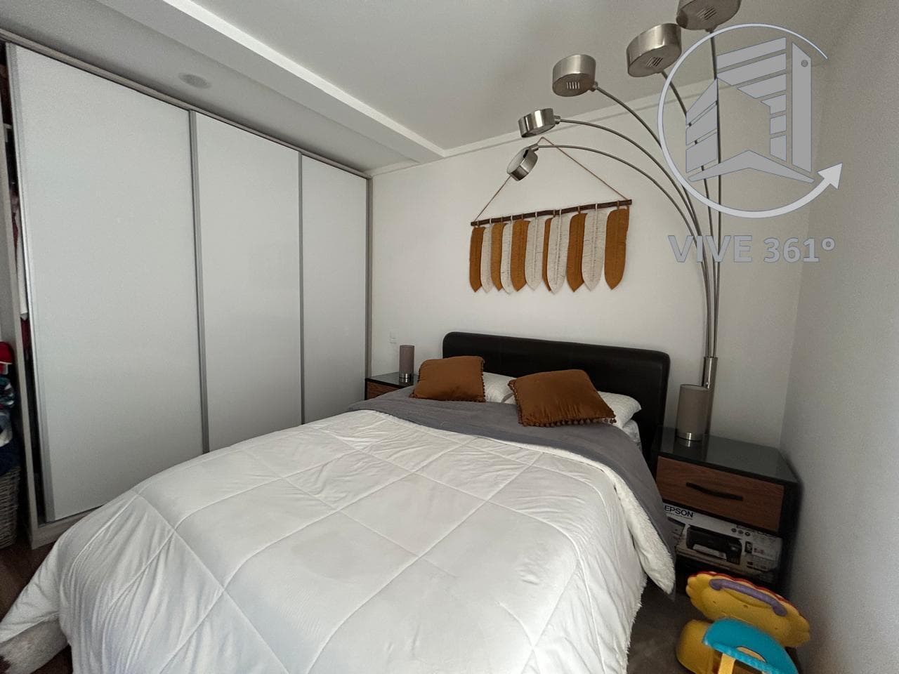 Apartment for Sale with a Large Terrace in Jardines de Santa Monica