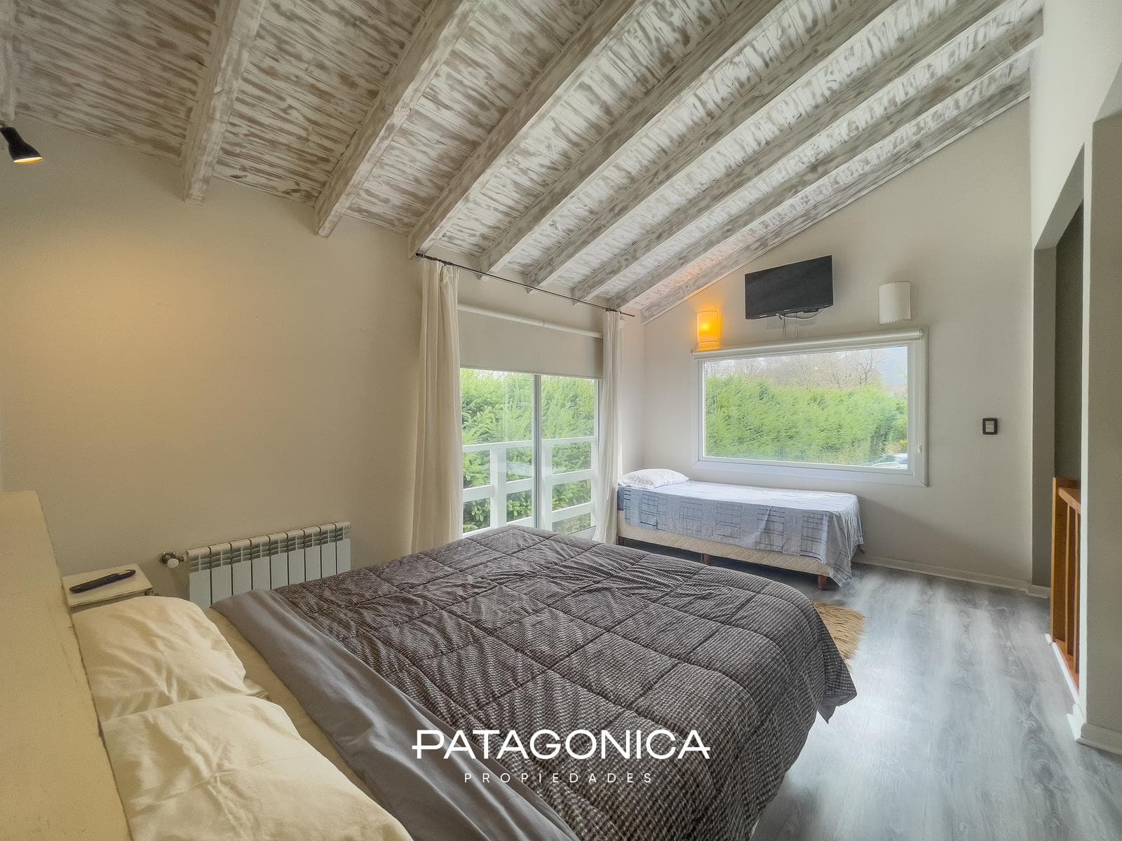 APARTMENT FOR SALE. 1 BEDROOM WITH GAS. UF 10. EL ONCE NEIGHBORHOOD