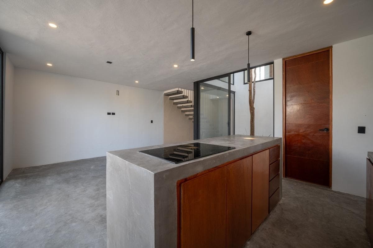 Townhouse in Conkal with THREE BEDROOMS in a gated community, Mérida
