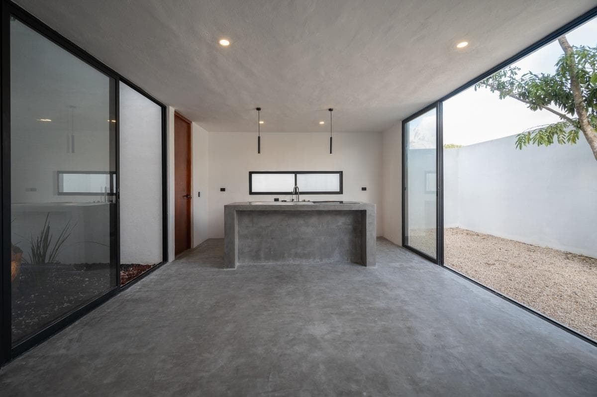 Townhouse in Conkal with THREE BEDROOMS in a gated community, Mérida