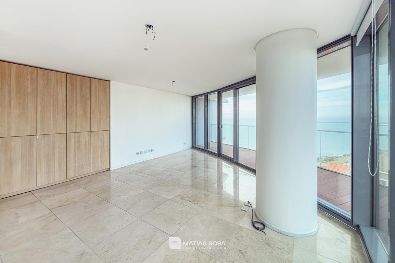 For Sale - Apartment - Maral Explanada - Full Amenities - Architect Cesar Pelli
