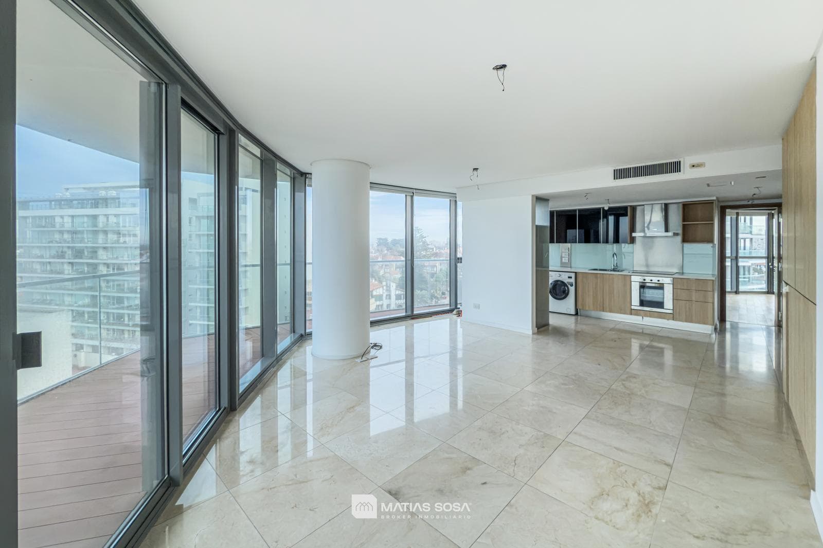 For Sale - Apartment - Maral Explanada - Full Amenities - Architect Cesar Pelli