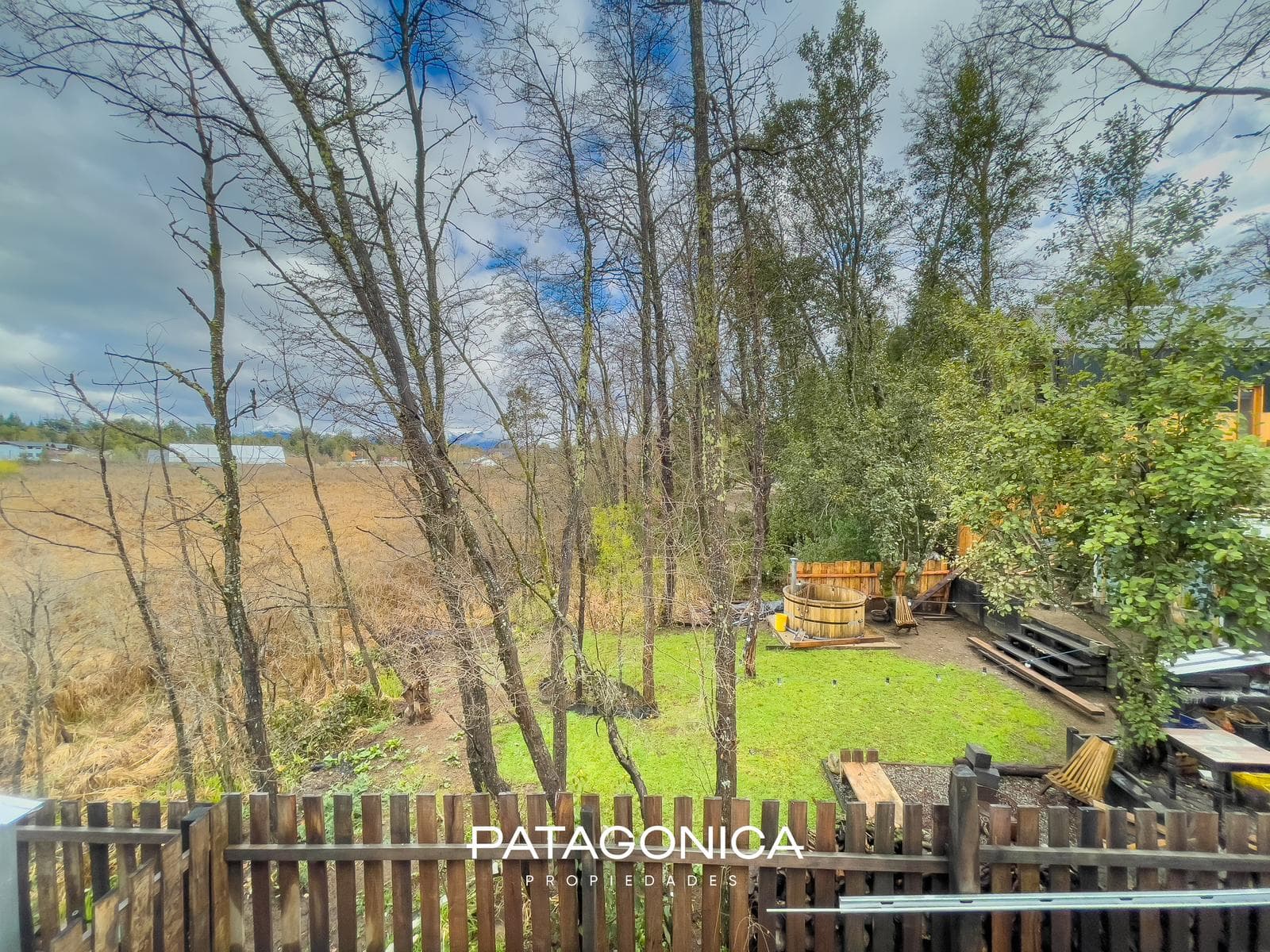 BRAND-NEW HOUSE FOR SALE. 2 bedrooms + garden. Natural gas. Tres Cerros neighborhood