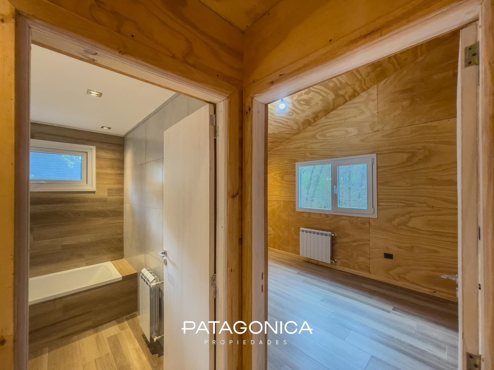 BRAND-NEW HOUSE FOR SALE. 2 bedrooms + garden. Natural gas. Tres Cerros neighborhood