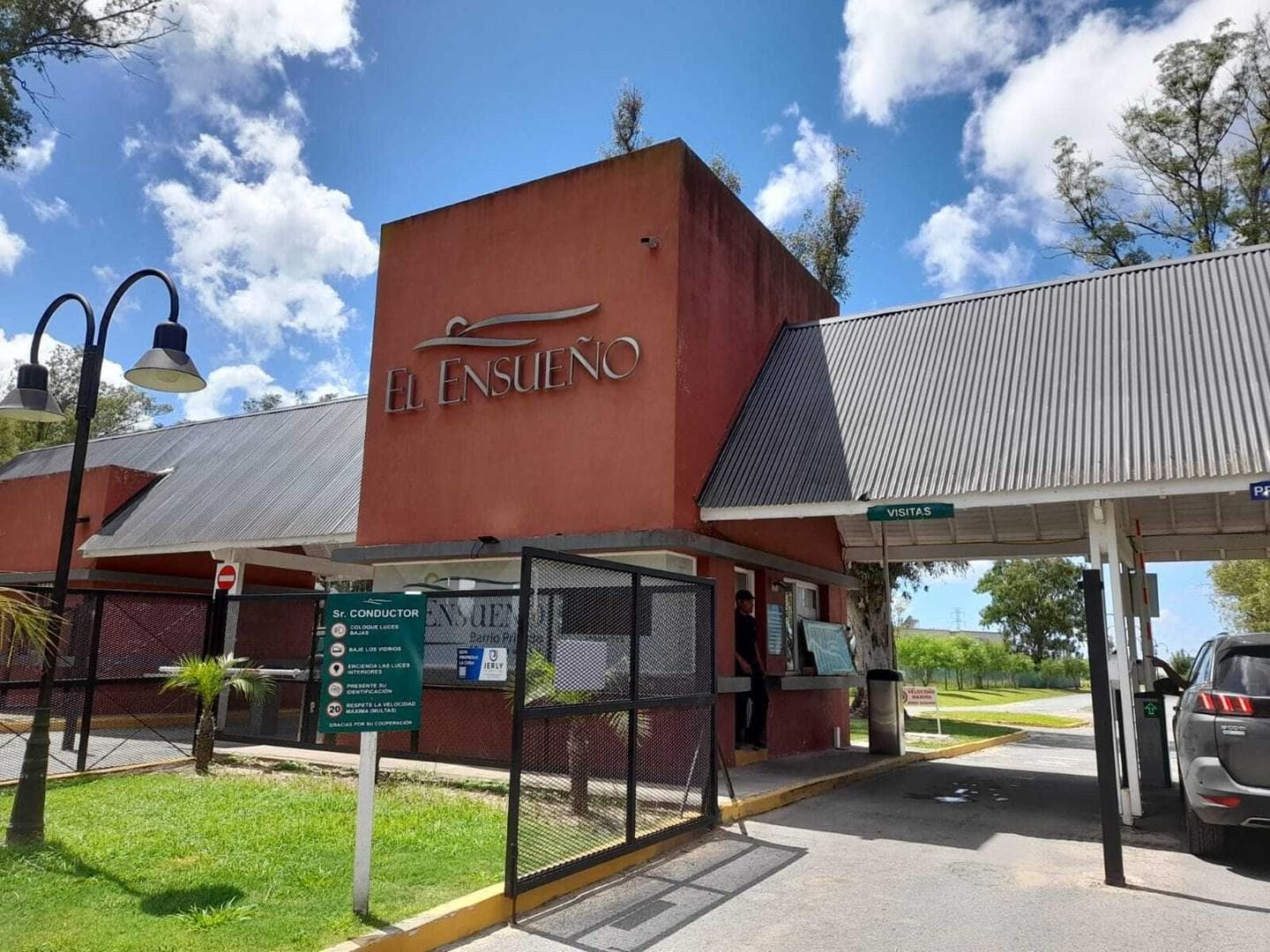 House for Sale in El Ensueño