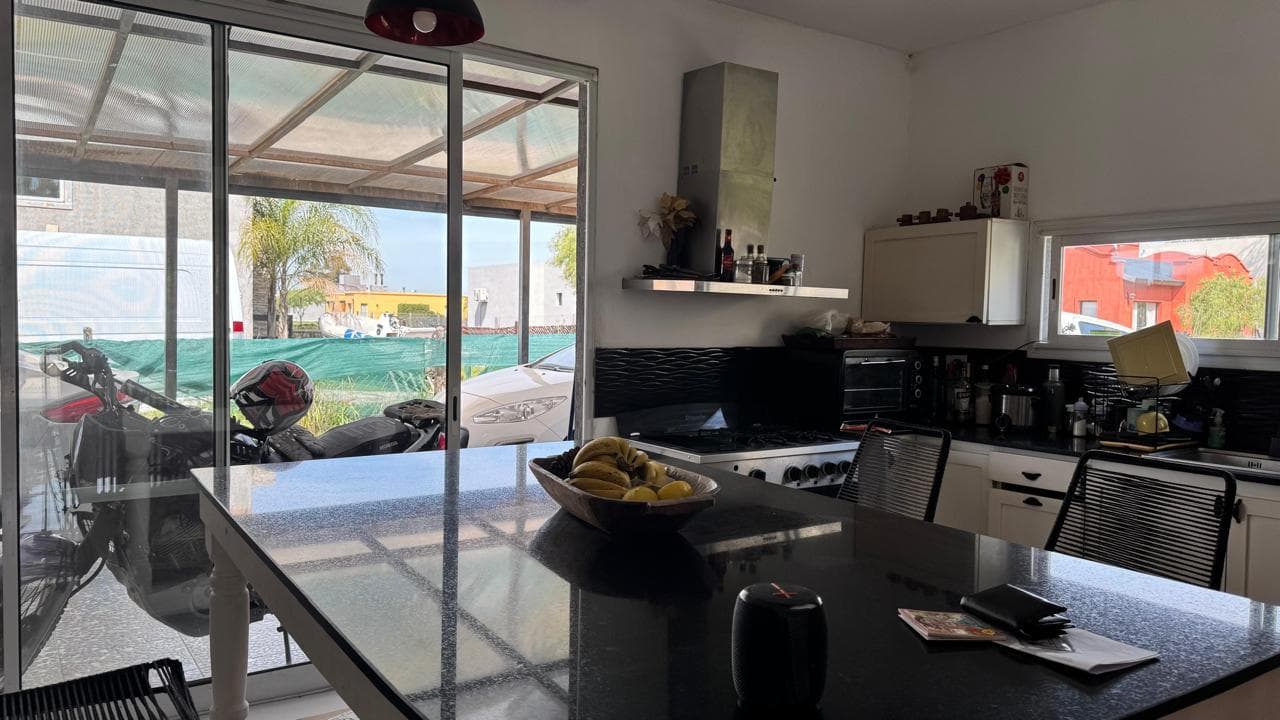 House for Sale in El Ensueño