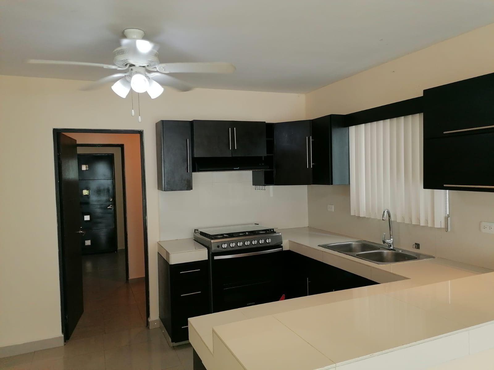 HOUSE FOR RENT IN THE LA ESCONDIDA RESIDENTIAL COMPLEX