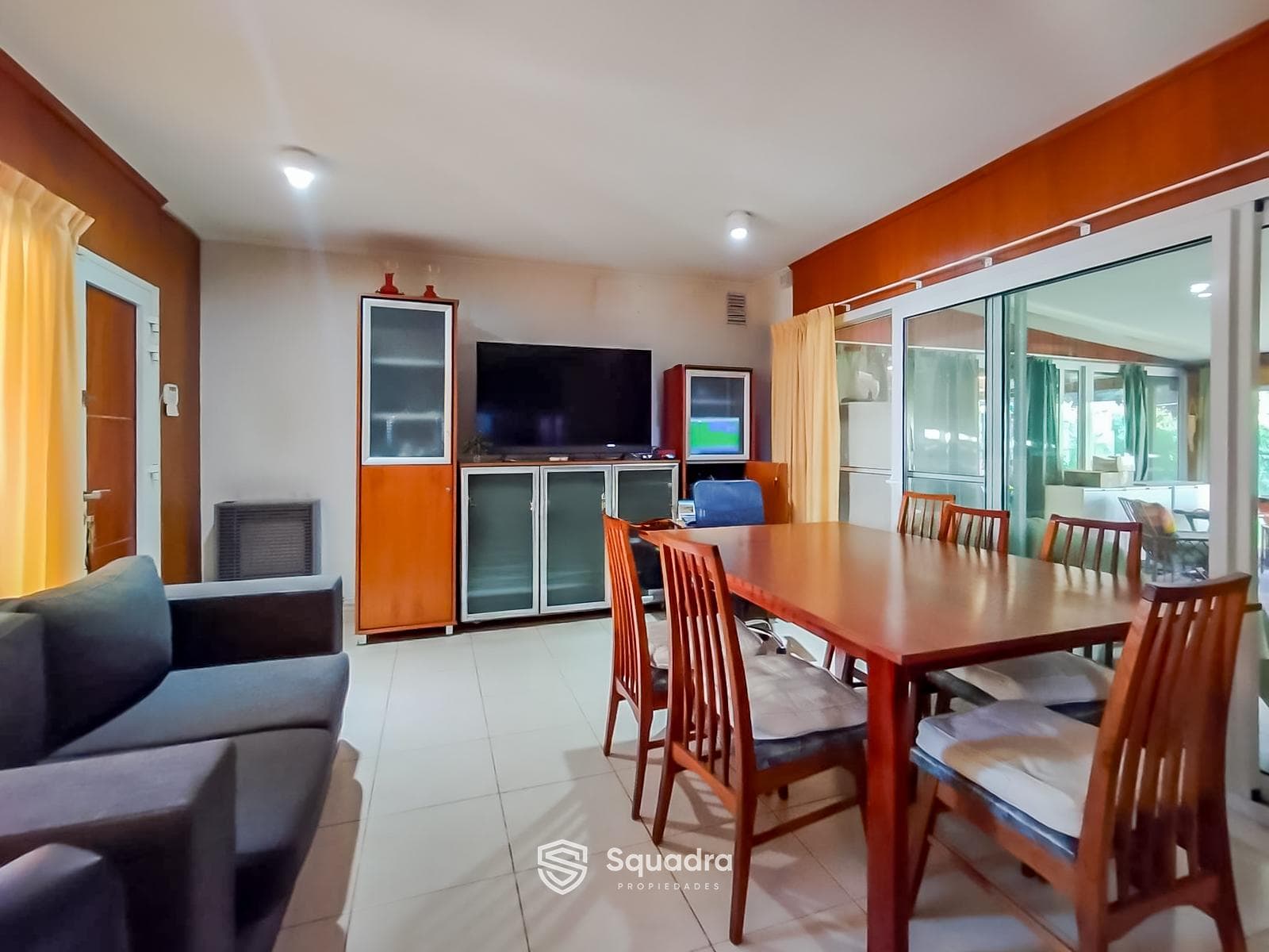 FOR SALE | TRADE - 2-bedroom house with pool and barbecue area - Alto Verde, Roldán. QUALIFIES FOR A MORTGAGE.
