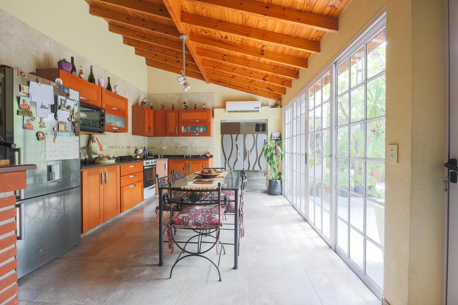 Multifamily Home in San Andrés