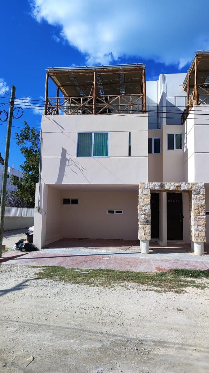 Villa for sale on Chicxulub Puerto Beach, one block from the ocean in Mérida, Yucatán